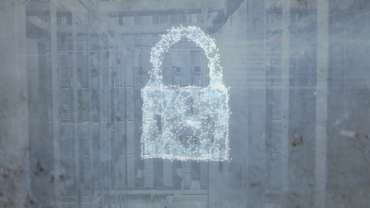 animación de la red de conexiones que forman un icono de nube, icono de escudo de seguridad contra la sala de servidores