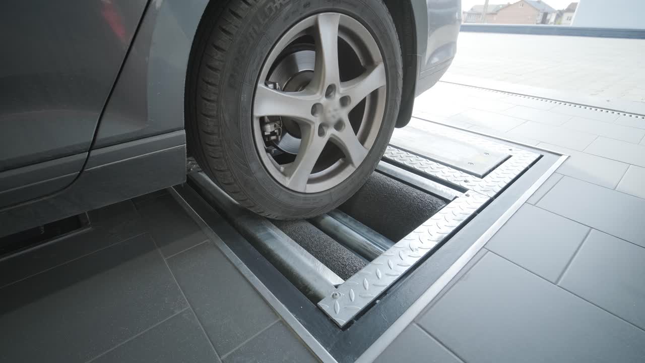 máquina de alineación de ruedas para automóviles