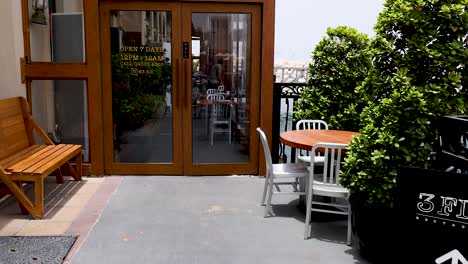 a serene restaurant balcony in dubai