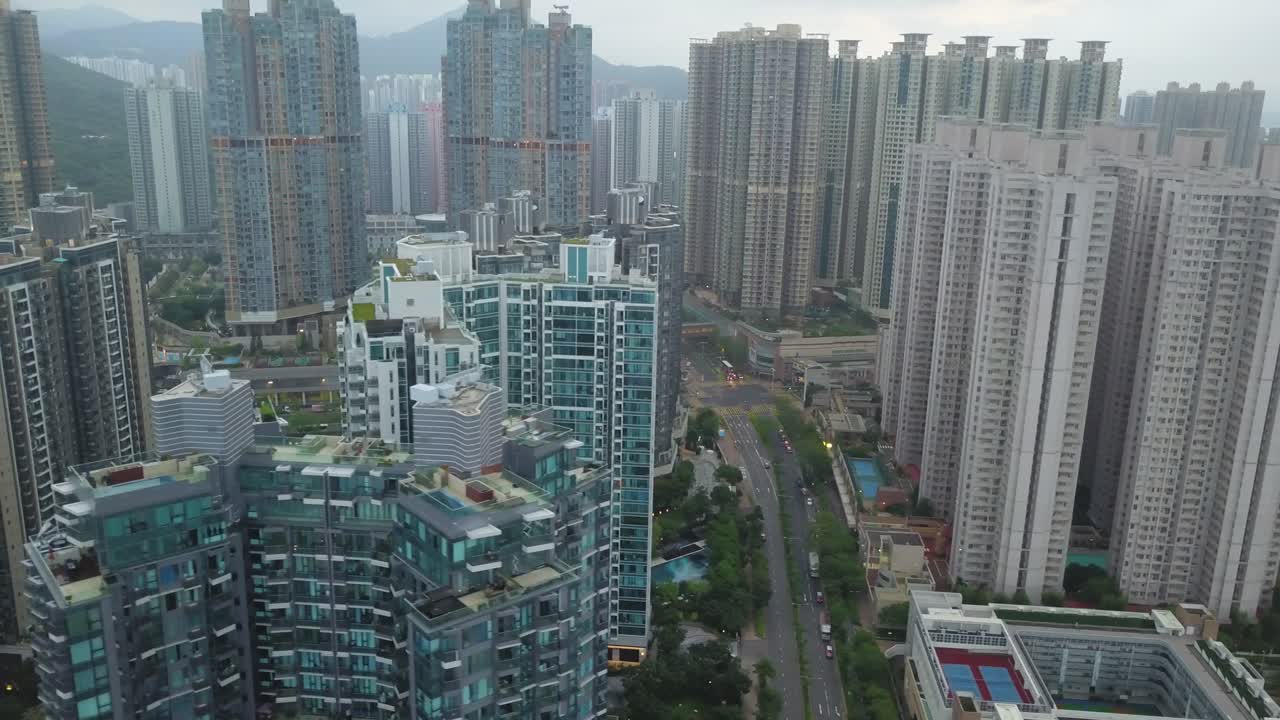 Imagens de drone da cidade de Tseung Kwan O, Hong Kong.