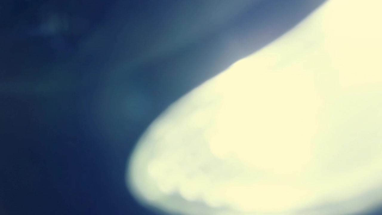 Transições Abstratas de Vazamentos de Luz e Reflexos de Lente