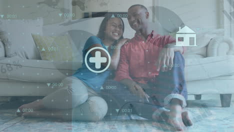 animación de procesamiento de datos sobre una pareja afroamericana abrazándose y sonriendo.
