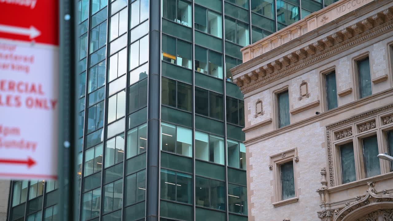 Historic and modern architecture side by side in Manhattan