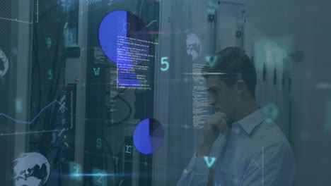 Animation-Der-Datenverarbeitung-über-Einem-Kaukasischen-Männlichen-Arbeiter-Im-Serverraum