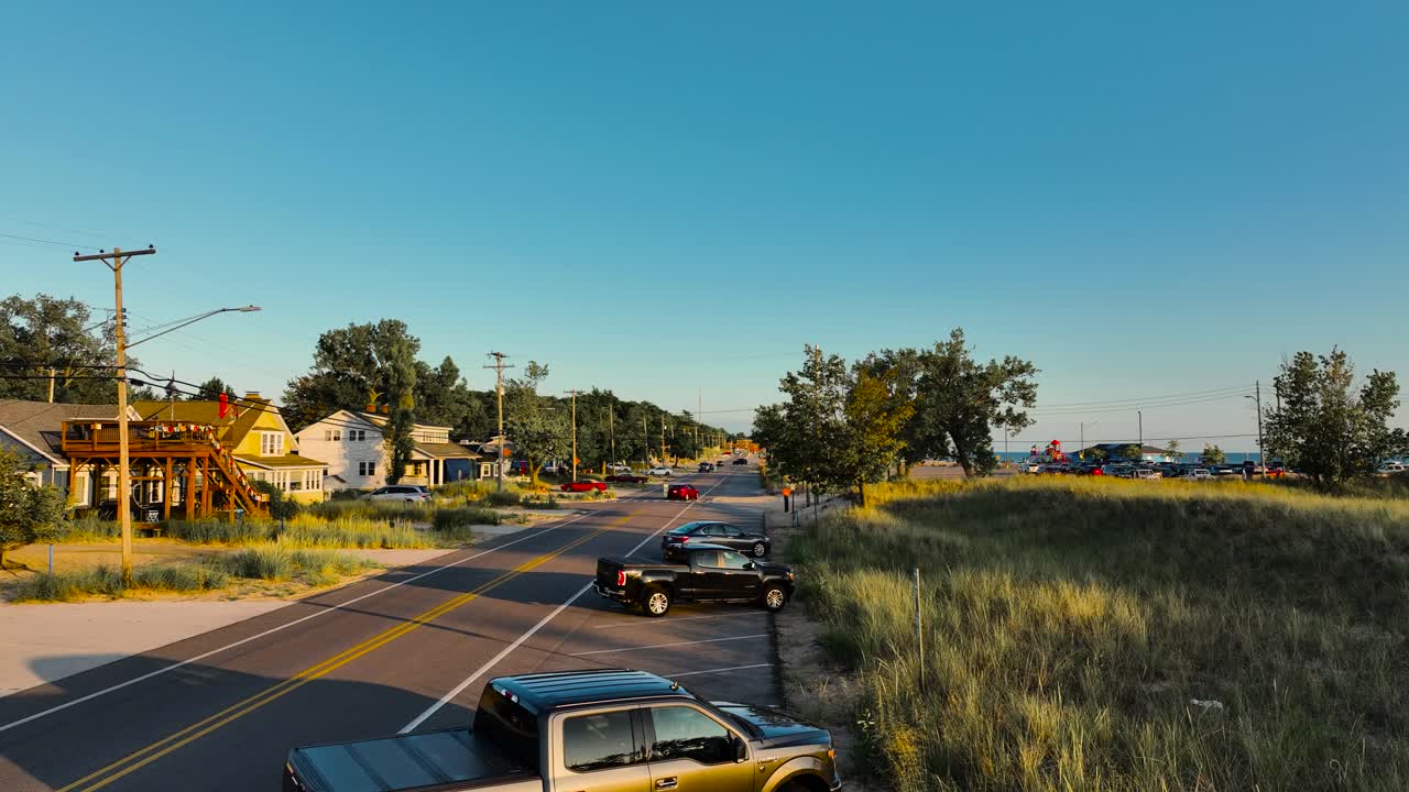 casas playeras absorbiendo el sol en verano