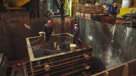 metal casting process in a foundry