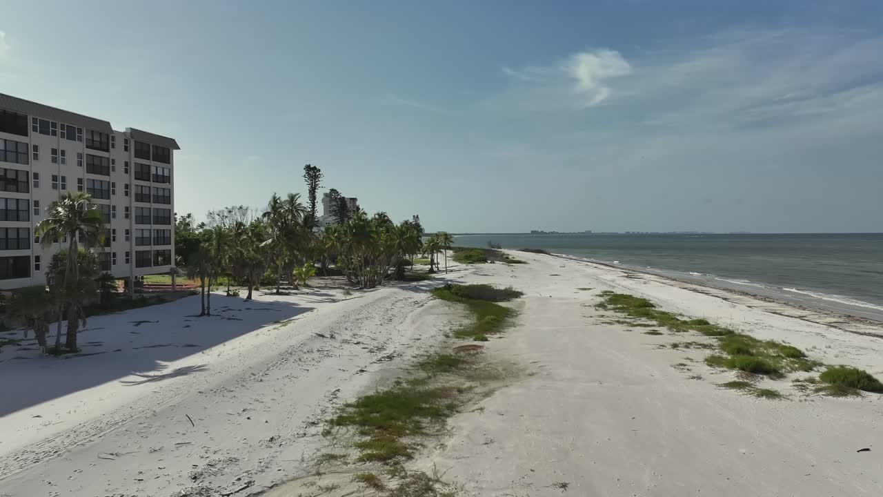 Condo and homes along Ft Myers Beach and the Gulf of Mexico