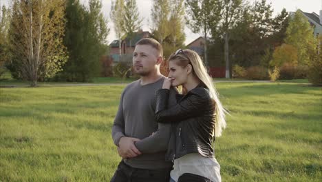 couple in a park in autumn
