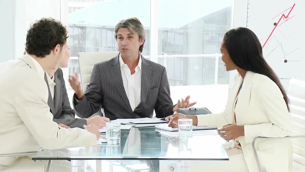 다문화 비즈니스 팀의 모임