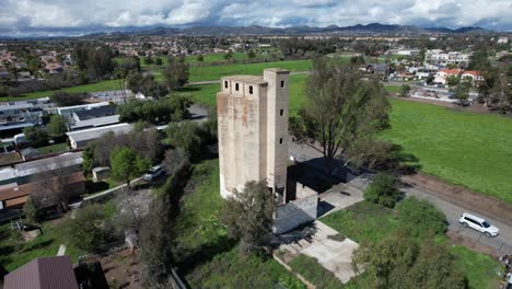 Old-KEA-Grain-Mill-in-Murrieta-southern-California-along-residential-neighborhood