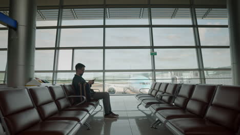 airport passenger waiting