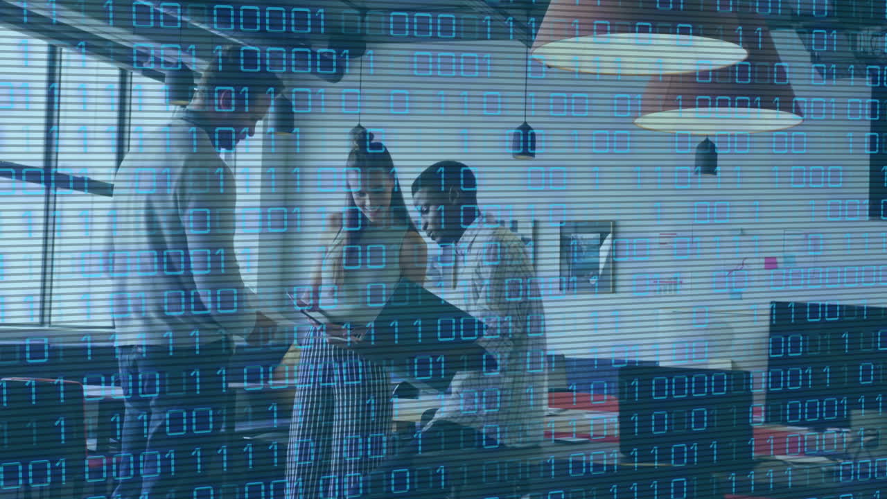 사무실에서 보고서를 논의하는 다양한 동료들에 대한 루핑 바이너리 코드의 애니메이션