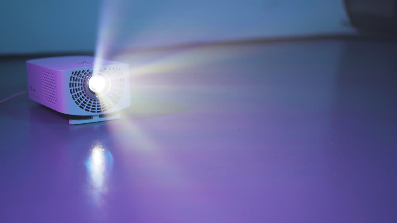 proyector en el suelo proyectando realidad virtual