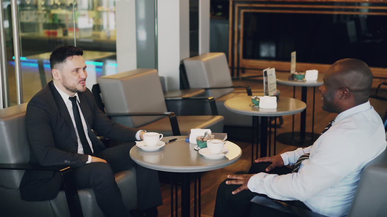 reunión de negocios en la cafetería