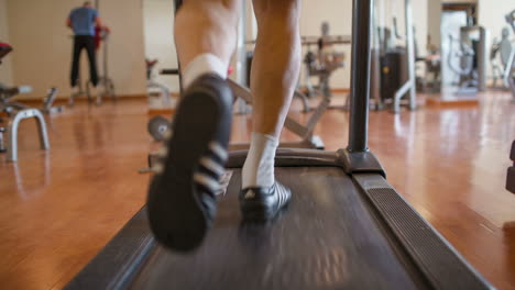 walking feet on the treadmill