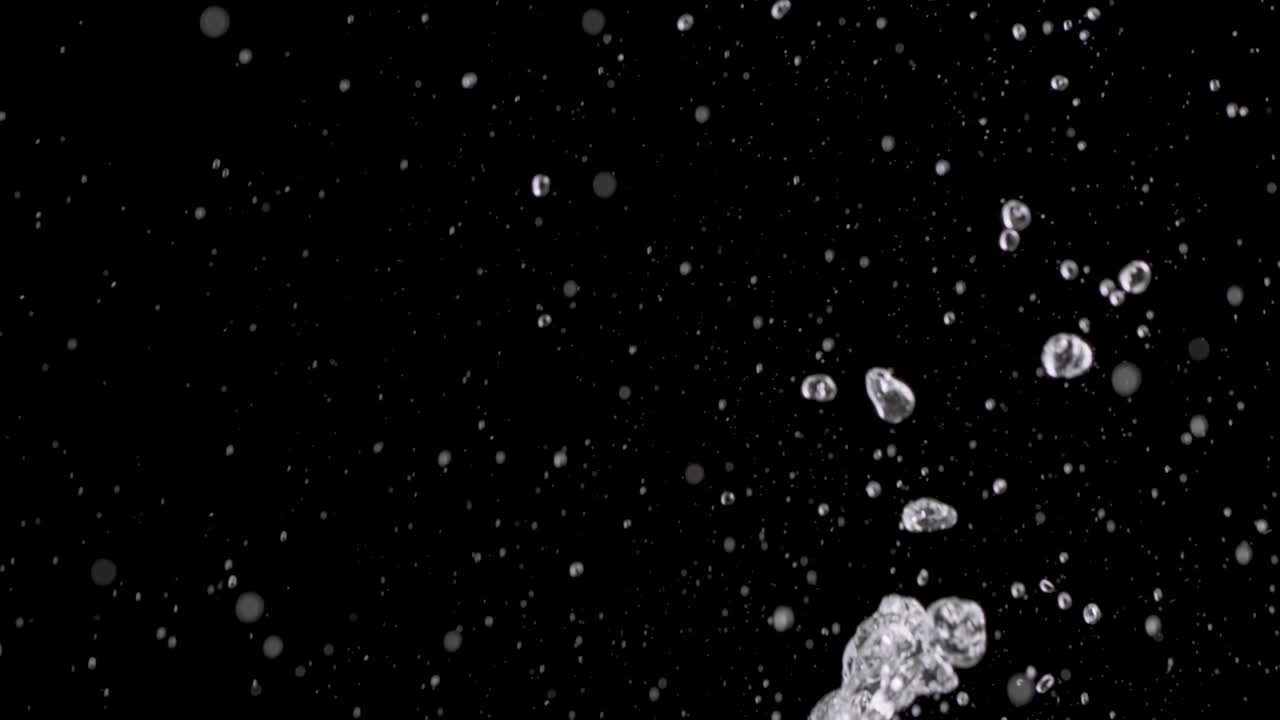 떨어지는 물방울