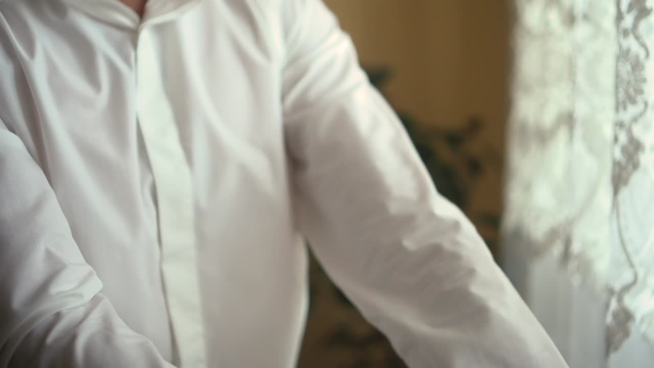 사업가 셔츠 수갑을 러 버튼 01