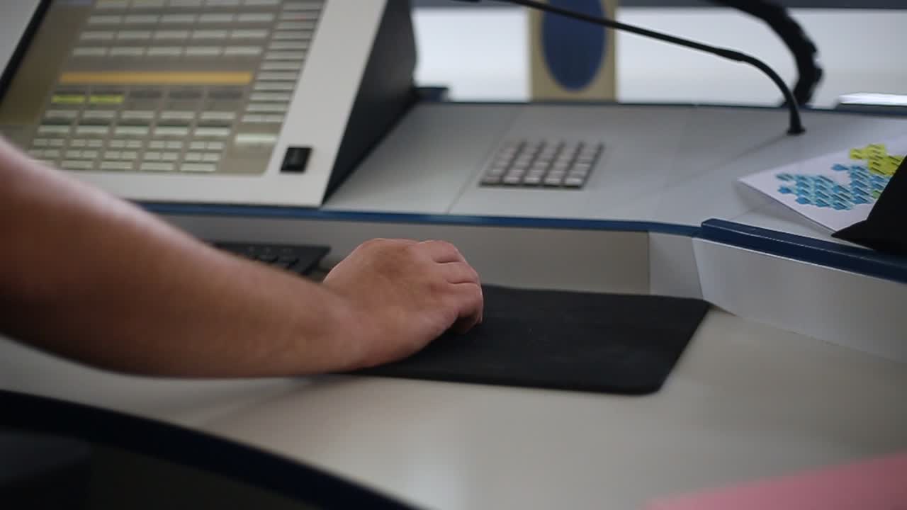 notrufzentrale feuerwehr und rettungsdienst leitstelle centro de despacho alemán para llamadas de emergencia