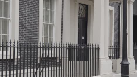 Close-Up-Of-Georgian-Building-Facades-In-Bond-Street-Mayfair-London