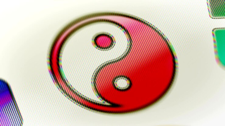 Ying-Yang icon on the screen. Looping.