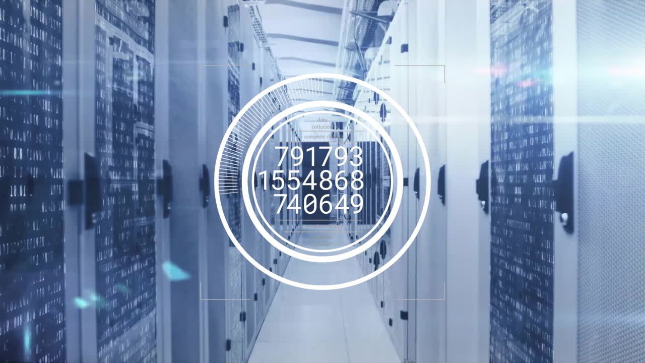 animación de un escáner circular que procesa datos numéricos en la sala del servidor