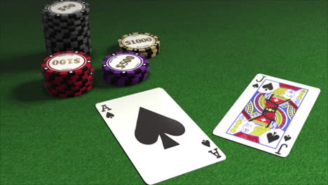 Karten,-Die-Auf-Einen-Pokertisch-Mit-Stapeln-Von-Spielchips-Ausgeteilt-Werden---Pokerhände---Pik-Ass-Und-Pik-Bube---21-Ponton-Blackjack