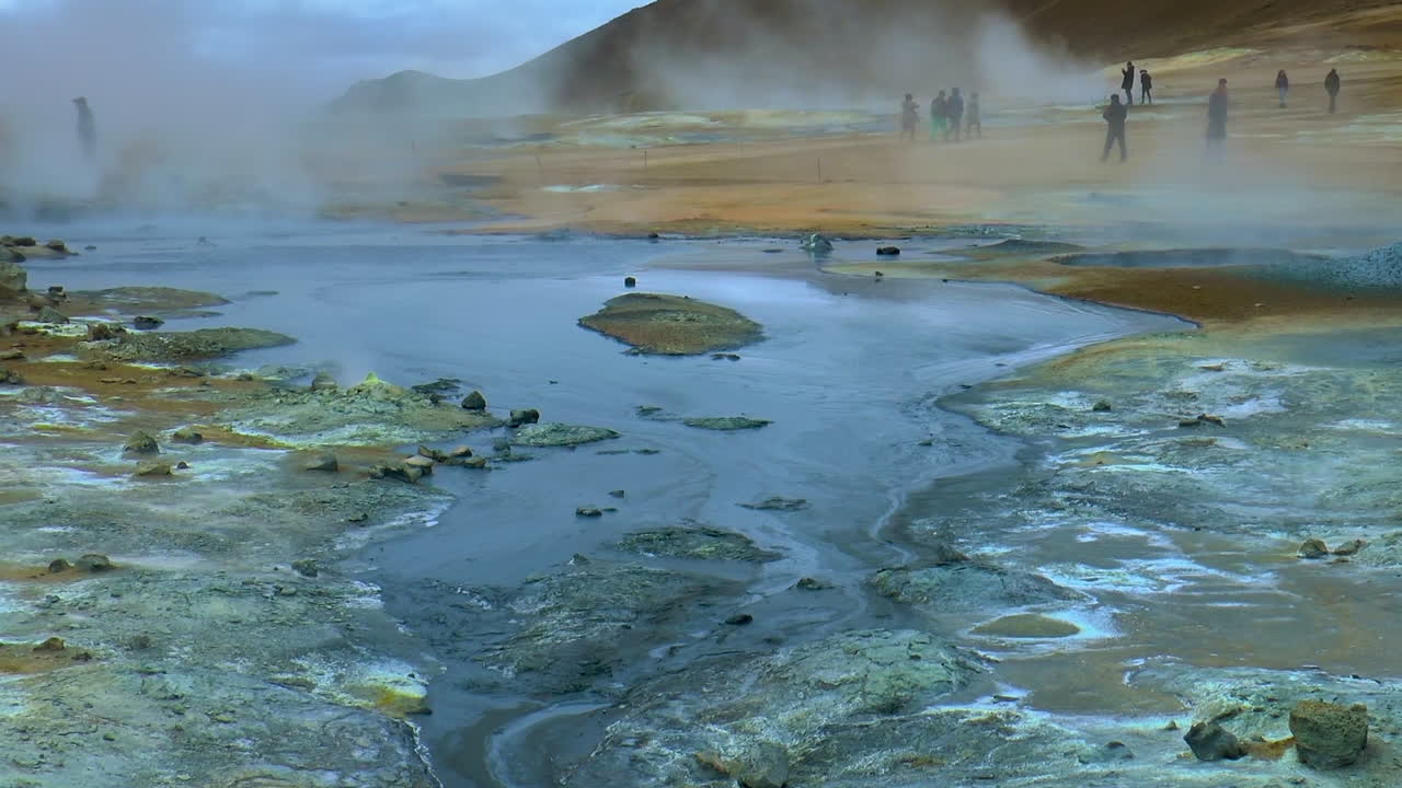 아이슬란드 의 코리르 - 나마피야르 지열 지역 에 있는 온천, 증기 하는 후마롤,  ⁇ 는 진 ⁇   ⁇ 비 의 느린 동작 영상