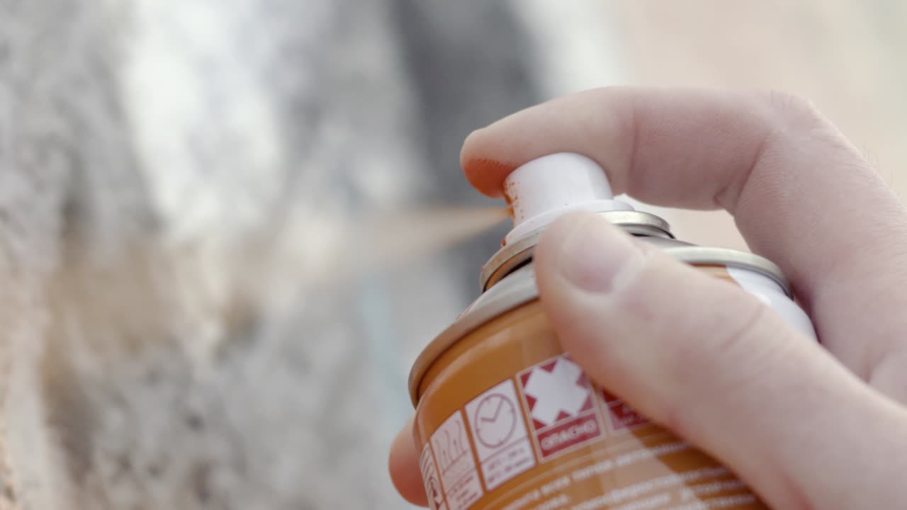 스프레이 페인팅 그래피티