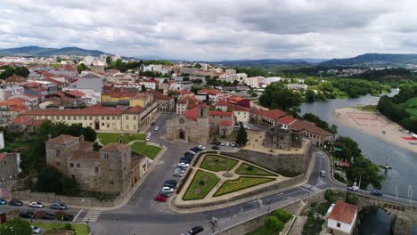 Vista-Aérea-De-Barcelos,-Braga,-Portugal