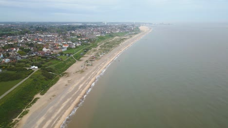 Pakefield-Beach-during-daytime-in-Suffolk,-England