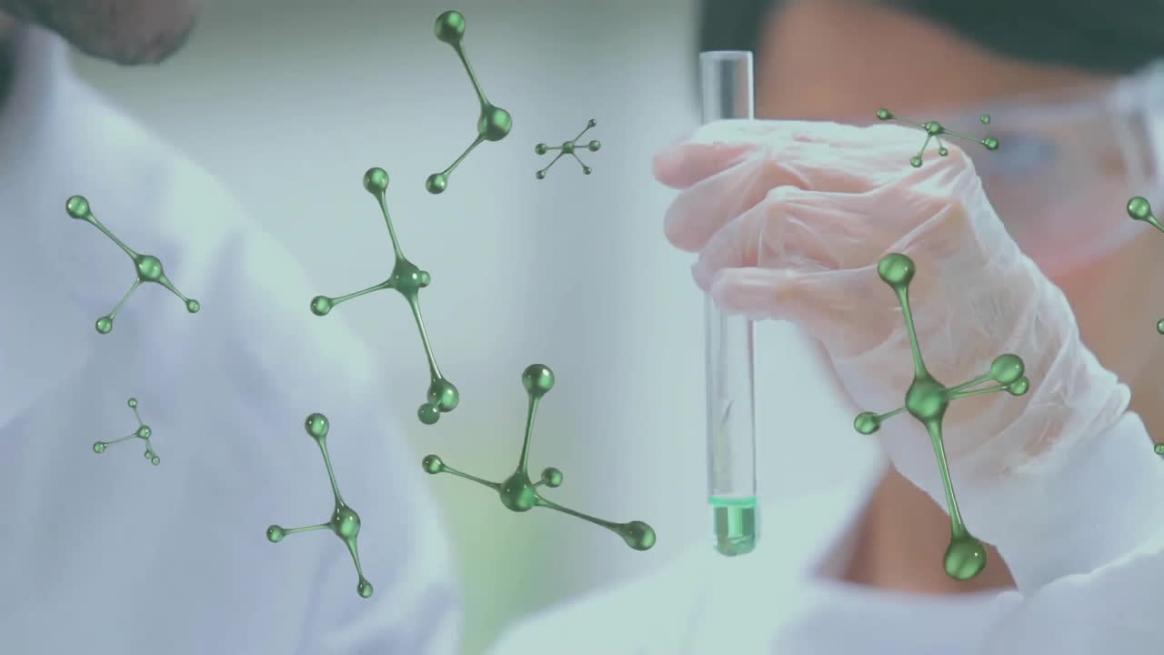 실험관으로 백인 여성 과학자에 대한 분자의 애니메이션