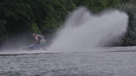 jet ski 360 slash splash trick