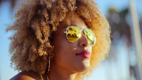 Close-Up-Portrait-of-Exotic-Girl-with-Afro-Haircut