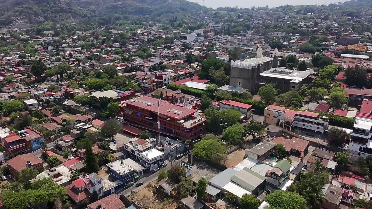 Viste aeree panoramiche rivelano Tepoztlan, Morelos, Messico