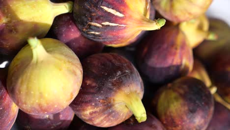 fresh and ripe figs