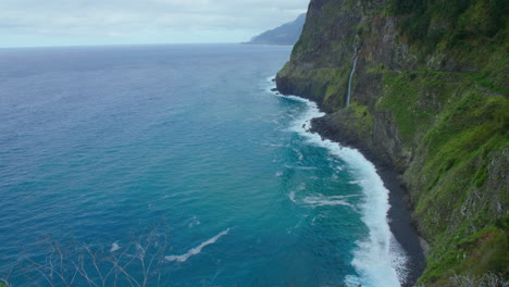 miradouro do véu da noiva madeira coast line waterfall panorama mountain with waves sky ocean beach