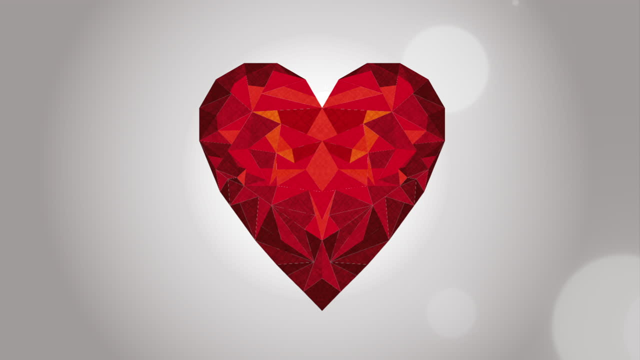 corazón rojo geométrico