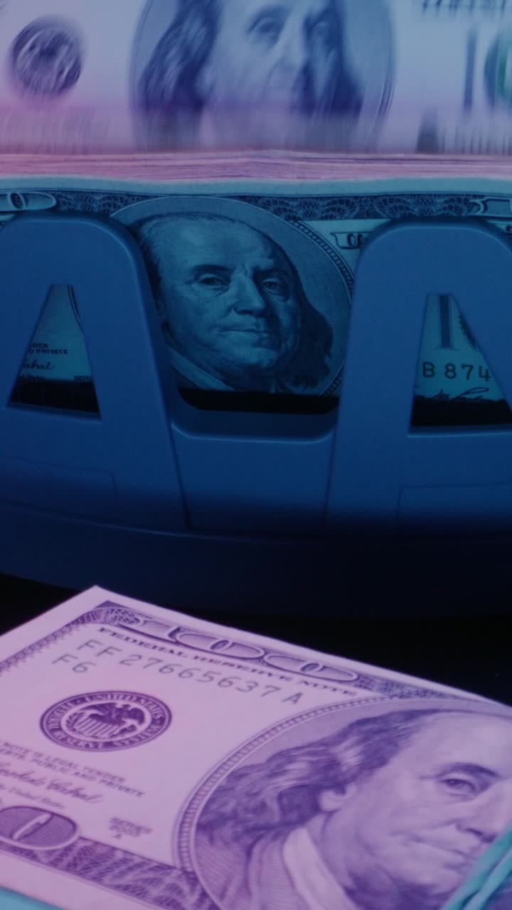 contar dinero con una máquina