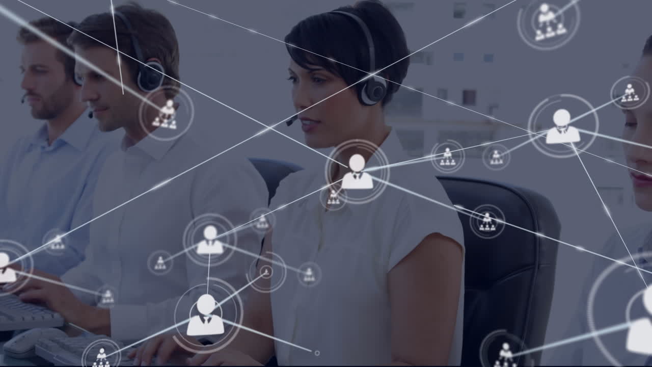 animación de la red de iconos de perfil sobre mujer biracial usando auriculares de teléfono sonriendo en la oficina