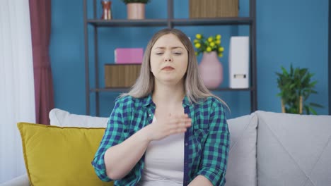 The sick young woman can&#039;t stop coughing.