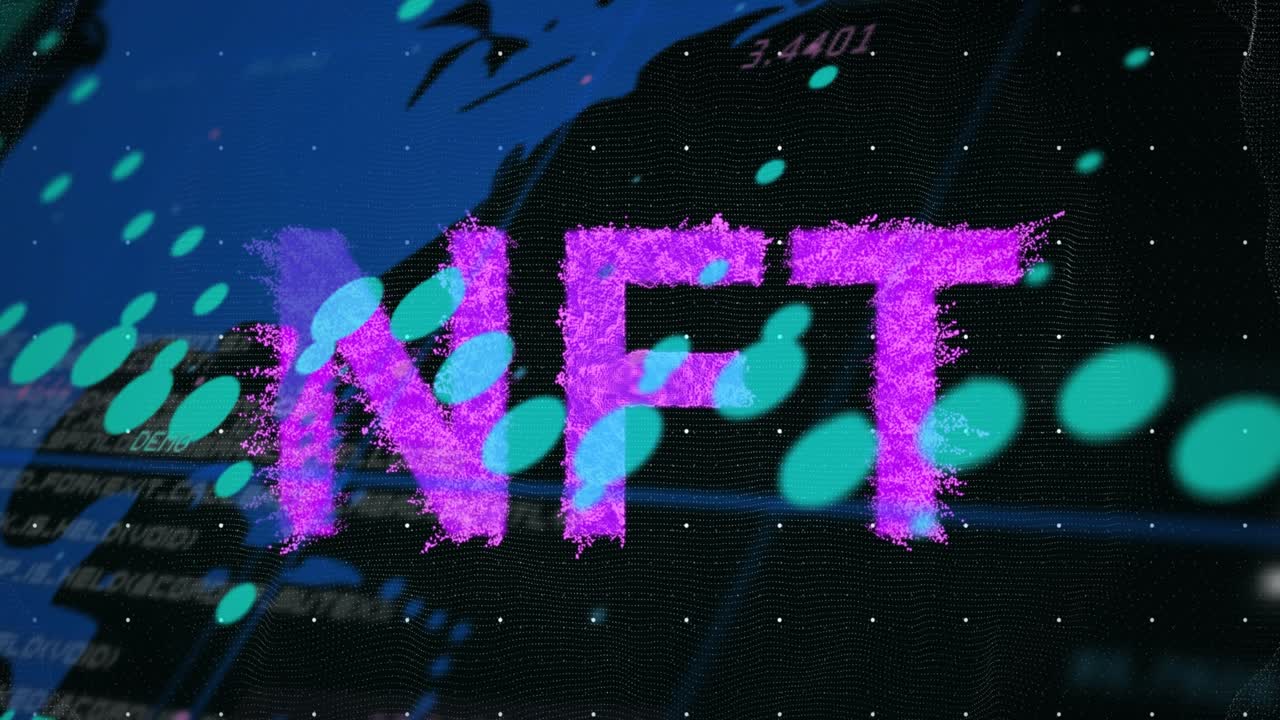 Animazione digitale di banner di testo NFT viola su mappa del mondo su sfondo nero