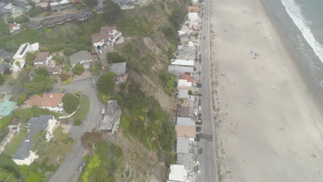 Antenne---Overhead-Des-Nebligen-Strandes