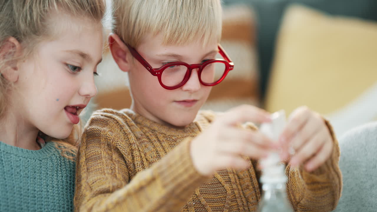 las actividades divertidas hacen una infancia feliz