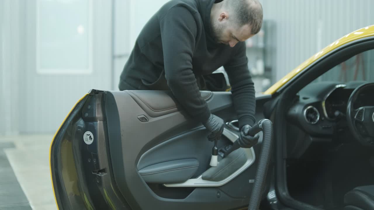 Professional Car Detailing – Washing, Ceramic Coating, and Interior Cleaning