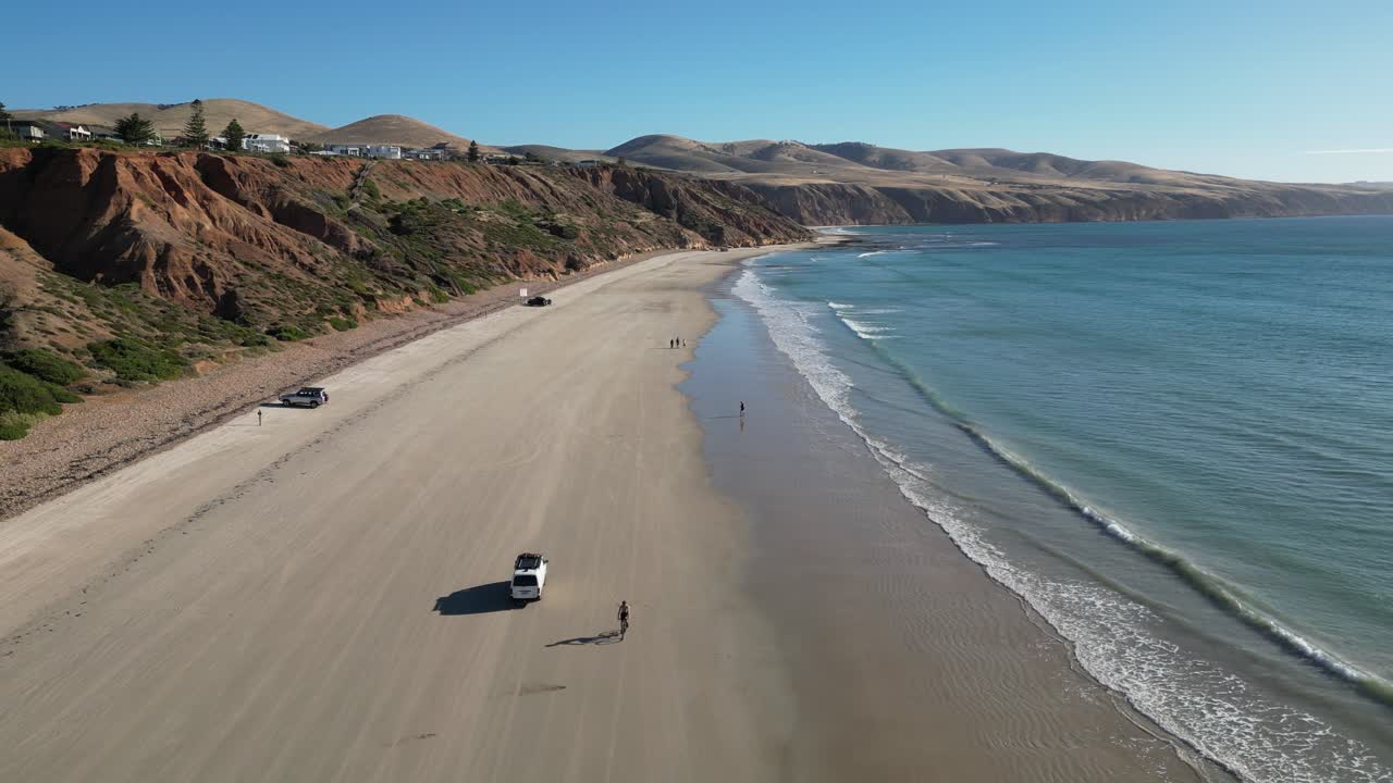 That's what a beach day in Australia looks like on Sellicks Beach