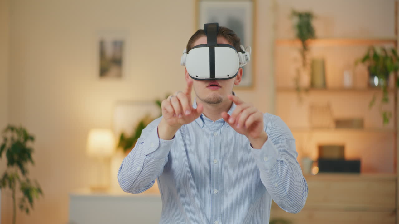 el hombre reacciona al mundo virtual