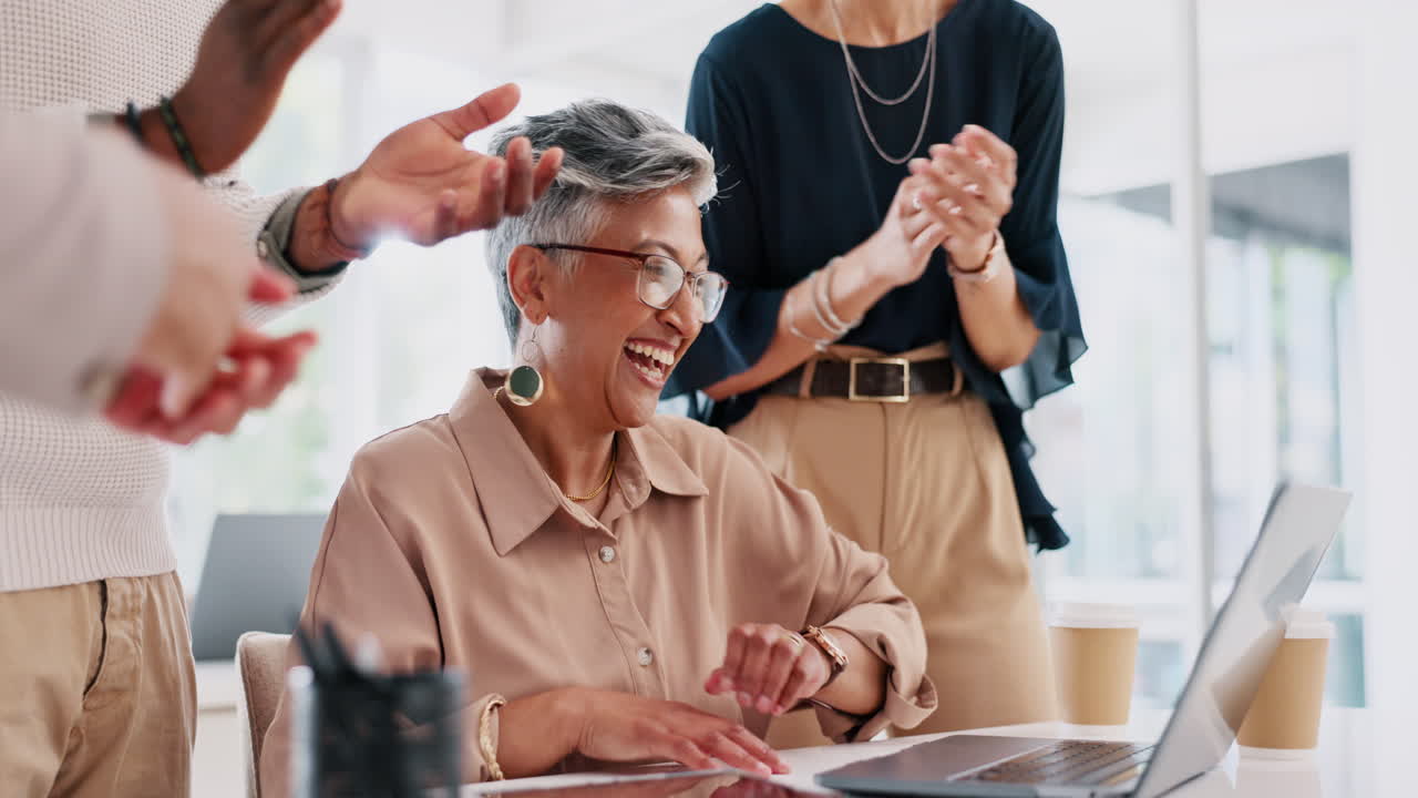 성공, 우승, 박수