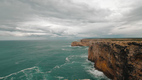 Ocean-scenery-with-Cape-St-Vincent-in-Portugal