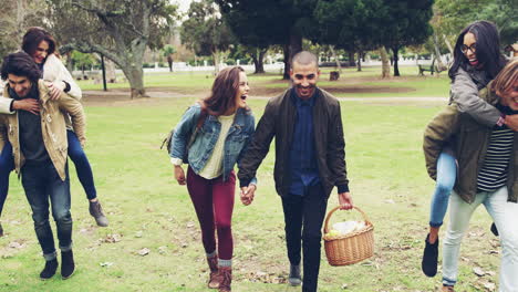 todos juntos y todos listos para el picnic