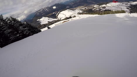 Skifahren-Und-Snowboarden-In-Den-Schweizer-Alpen-In-Ellmau,-österreich-Im-Skiwelt-Resort